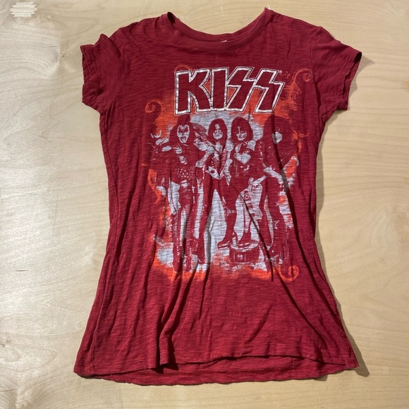 KISS Graphic Red T-Shirt on Pimatee Tag XL (IQ) - Picture 5 of 13